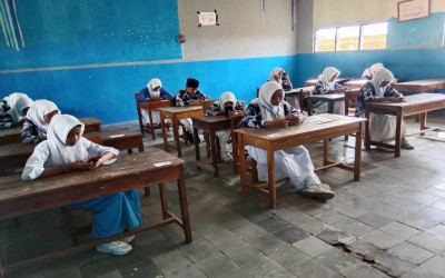 MTS DARUSSAKINAH SAPE Sukses Selenggarakan Assesmen Madrasah 2024 Menggunakan CBT